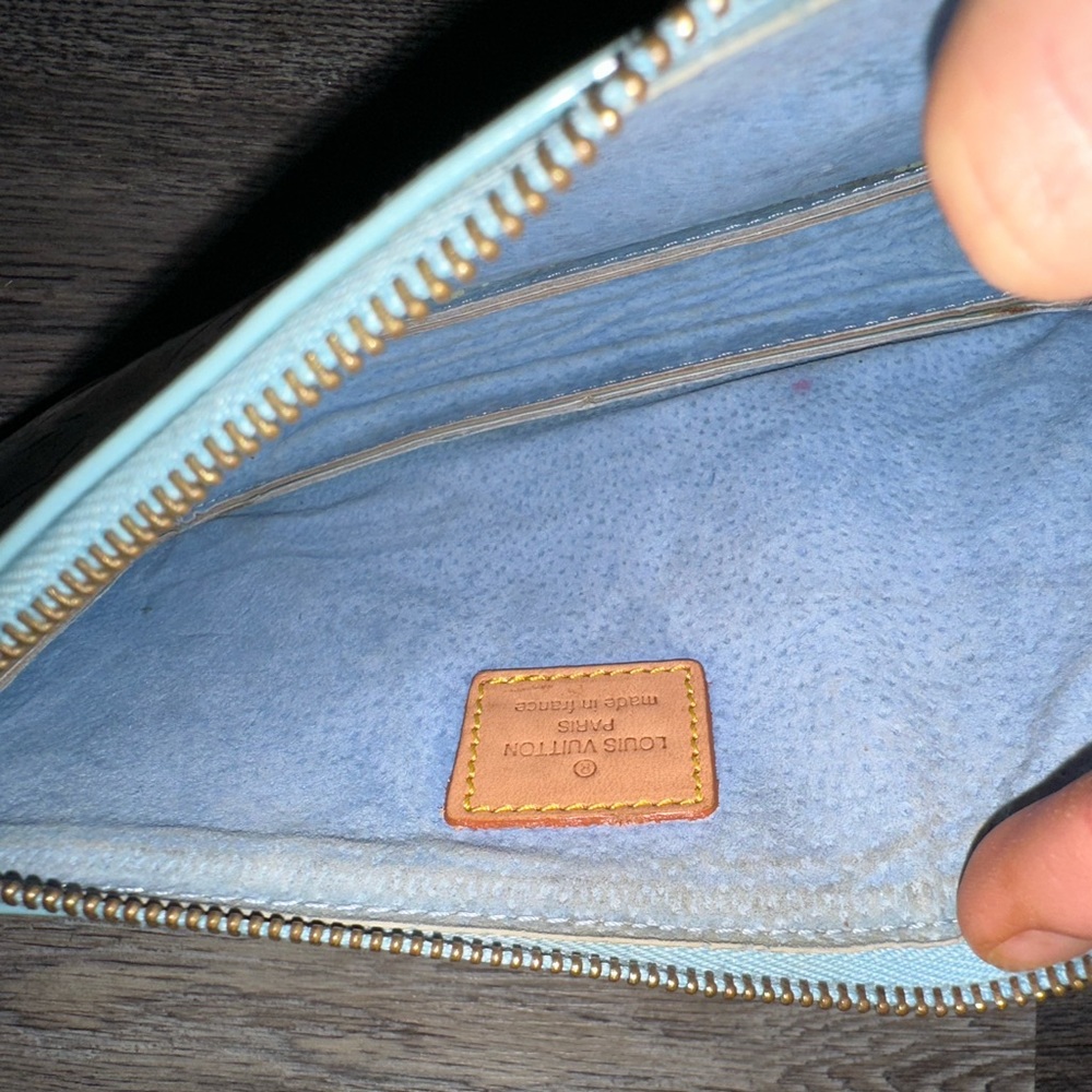 LV BAG - Picture 9 of 14